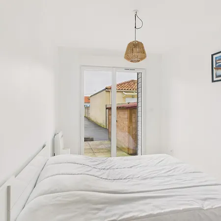 Confort Pour 6 A 800 M De La *