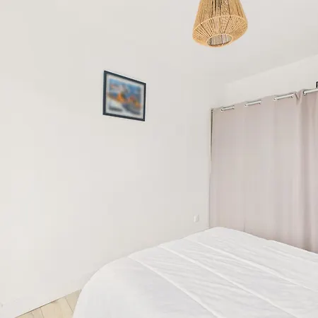 Confort Pour 6 A 800 M De La 度假居 *